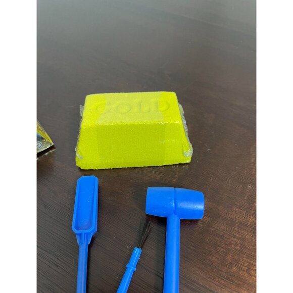 Gold Dig It! Gold Rush Treasure Excavation Kit For Kids - Dig For Gold With Tool - Picture 4 of 4